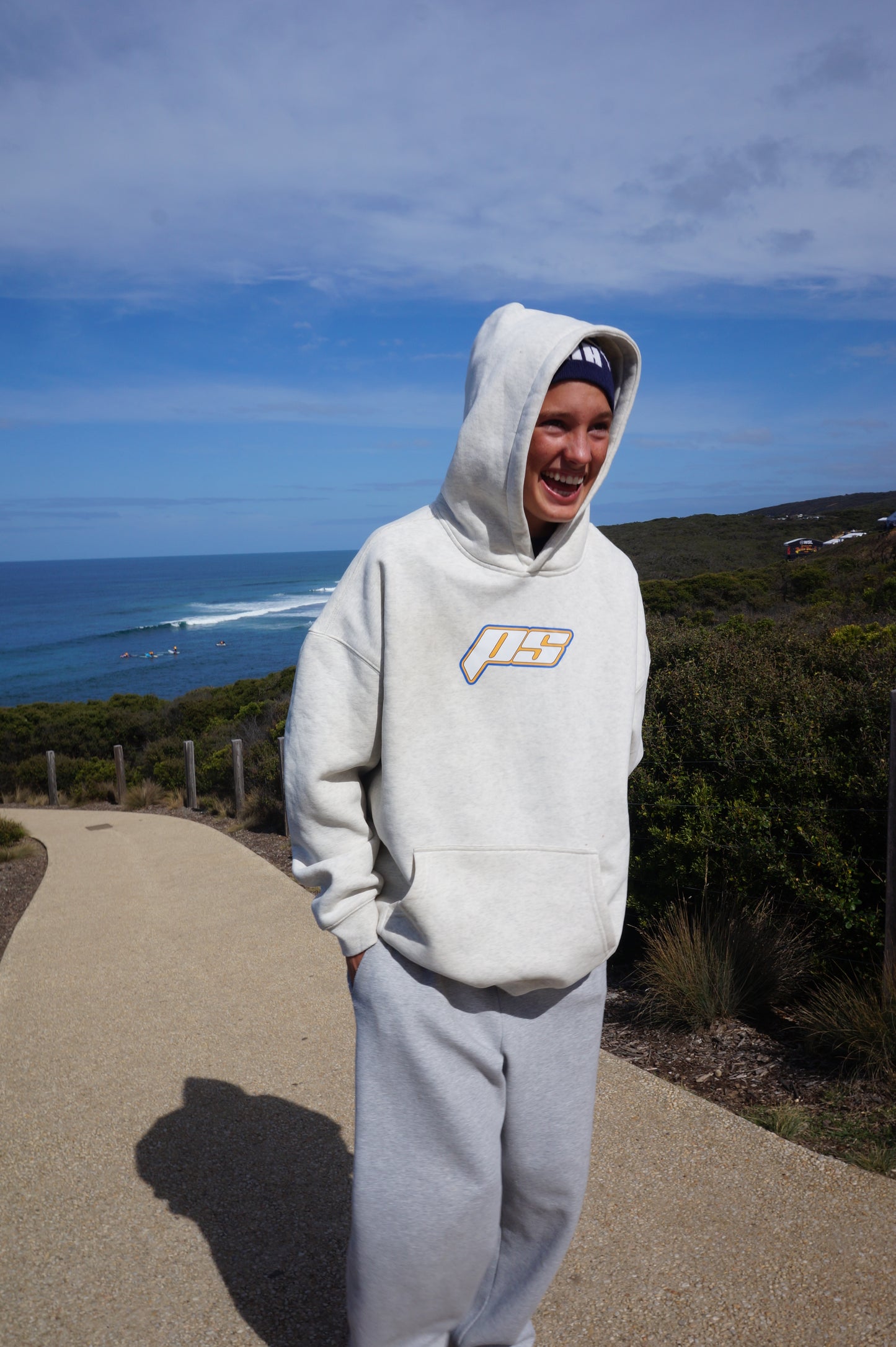 OFFSHORE Oval Essentials Hoodie