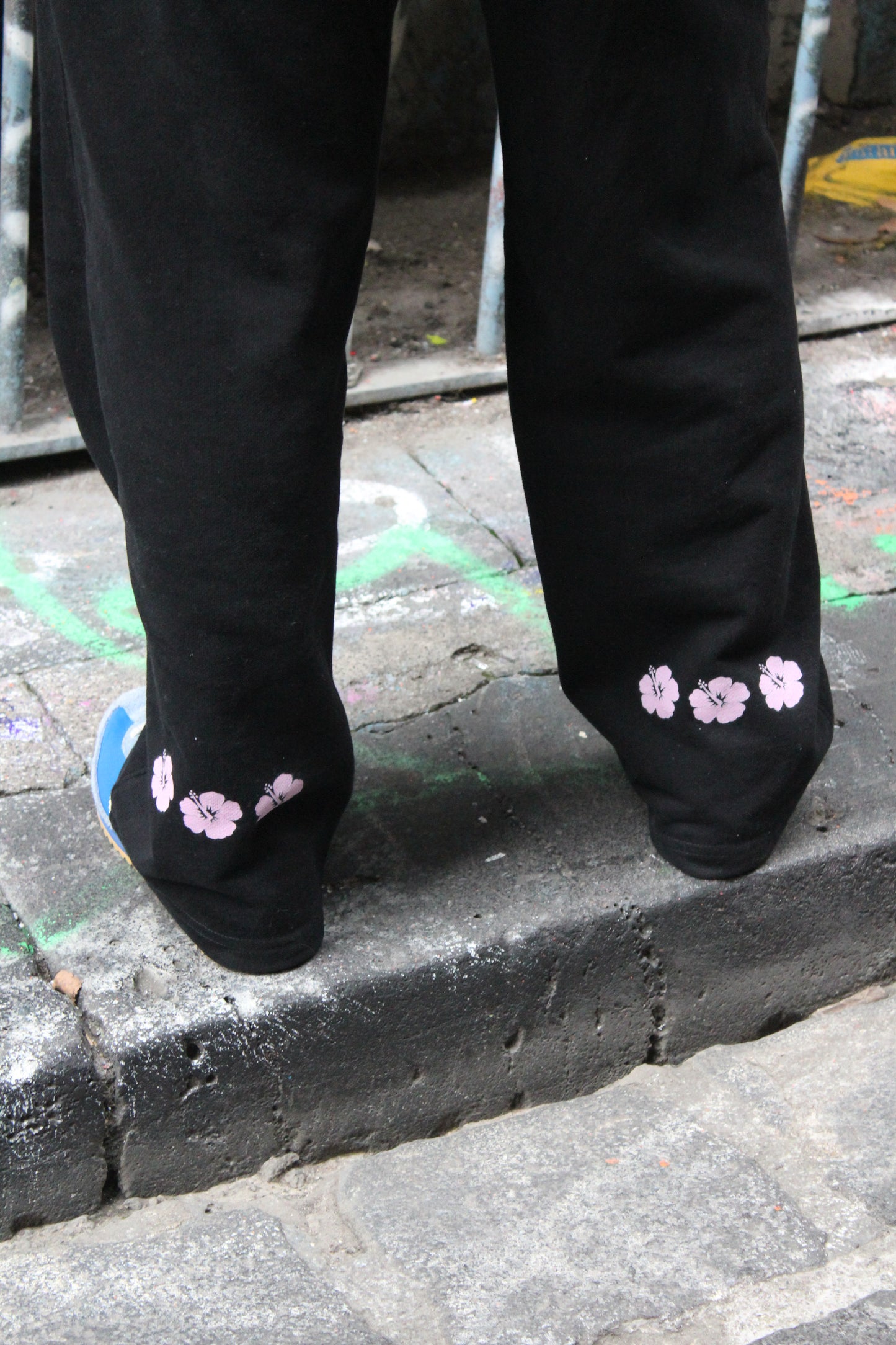 Vol. 2 Hibiscus Heavyweight Sweatpants – Pink (460 GSM)